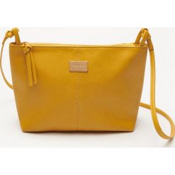 Torebka basic - Żółty. Żółte torebki do ręki damskie House, bez wzorów, bez dodatków. Za 39.99 zł.