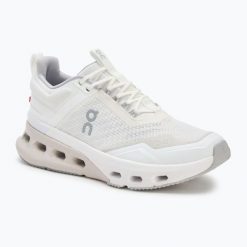 Buty treningowe damskie On Cloudnova X white/glacier. Białe obuwie sportowe damskie On, bez wzorów, na fitness i siłownię. Za 739.99 zł.