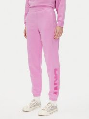 DKNY Sport Spodnie dresowe DP5P3585 Różowy Regular Fit. Czerwone spodnie dresowe damskie DKNY Sport, l, bez wzorów, z dresówki. Za 179.99 zł.