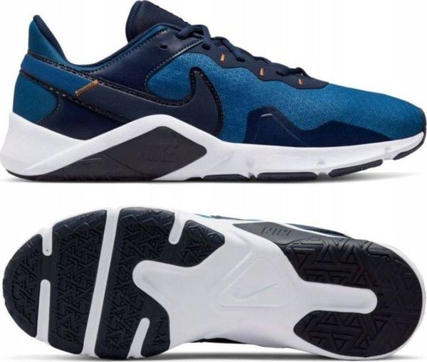 Nike BUTY NIKE CQ9356-402 LEGEND ESSENTIAL 2. Buty sportowe męskie Nike, bez zapięcia. Za 259.00 zł.