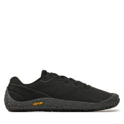 Trekkingi Merrell. Czarne obuwie sportowe damskie Merrell, bez wzorów, trekkingowe. Za 419.99 zł.