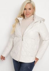 Beżowa Pikowana Pudełkowa Kurtka z Kapturem Zapinana na Suwak i Napy Nevianna. Brązowe kurtki damskie Born2be, xl, bez wzorów, z jeansu, z kapturem. Za 279.99 zł.