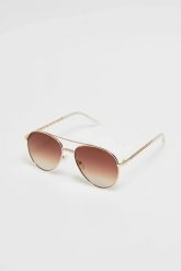 Okulary przeciwsłoneczne z metalowymi oprawkami. Okulary przeciwsłoneczne damskie MOODO. Za 49.99 zł.