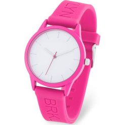 Zegarek na rękę na silikonowym pasku bonprix różowy. Obuwie sportowe damskie marki bonprix. Za 79.99 zł.
