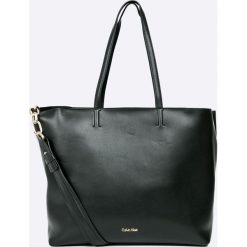 Calvin Klein Jeans - Torebka. Torby na ramię damskie marki Calvin Klein Jeans. W wyprzedaży za 599.90 zł.