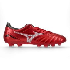 Buty piłkarskie Mizuno Morelia Neo IV Pro FG. Białe buty sportowe męskie Mizuno, bez zapięcia, do piłki nożnej. Za 339.99 zł.