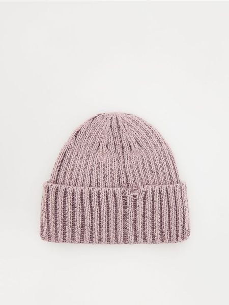 Czapka beanie - fioletowy. Fioletowe czapki i kapelusze damskie Reserved, bez wzorów. Za 59.99 zł.