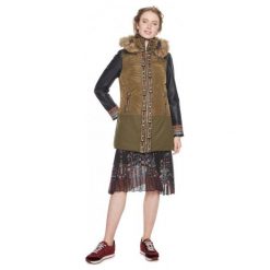 Desigual Płaszcz Damski Porto 40 Khaki. Kurtki damskie marki Desigual. W wyprzedaży za 645.00 zł.