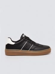 Sneakersy dziecięce ze skóry ekologicznej czarne SS374025 906. Czarne buty sportowe dziewczęce Big Star, bez wzorów, ze skóry ekologicznej, bez zapięcia. W wyprzedaży za 119.99 zł.