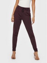 ONLY Spodnie materiałowe Poptrash 15115847 Bordowy Regular Fit. Czerwone spodnie materiałowe damskie Only, xs, bez wzorów, z materiału. Za 189.99 zł.