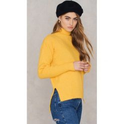 Trendyol Sweter z golfem i rozcięciami po bokach - Yellow. Swetry damskie marki Trendyol. Za 121.95 zł.