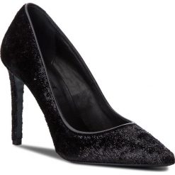 Szpilki PATRIZIA PEPE - 2V8057/A400-K349 Luminous Black. Czarne szpilki damskie Patrizia Pepe, z materiału. W wyprzedaży za 729.00 zł.