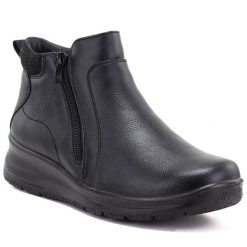 Botki damskie ocieplane na koturnie czarne Unisoft 9357. Czarne botki damskie Unisoft, ze skóry ekologicznej, eleganckie, bez obcasa, na koturnie, bez zapięcia. Za 139.99 zł.
