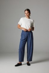 SPODNIE BARREL PABLO DENIM M - Flawless. Niebieskie spodnie materiałowe damskie Flawless, m, bez wzorów, z denimu, z podwyższonym stanem. Za 589.00 zł.