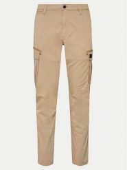 S.Oliver Spodnie materiałowe 2149552 Beżowy Regular Fit. Brązowe spodnie materiałowe męskie S.Oliver, m, bez wzorów, z bawełny. Za 209.99 zł.