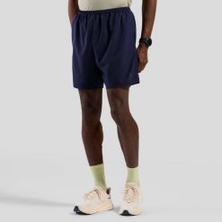 Spodenki męskie Odlo ESSENTIAL 6 INCH Short. Niebieskie szorty męskie Odlo, na lato, m, bez wzorów. Za 179.99 zł.