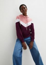 Bluza z kapturem i dużym kołnierzem. Fioletowe bluzy sportowe damskie bonprix, bez wzorów, z kapturem. Za 109.99 zł.