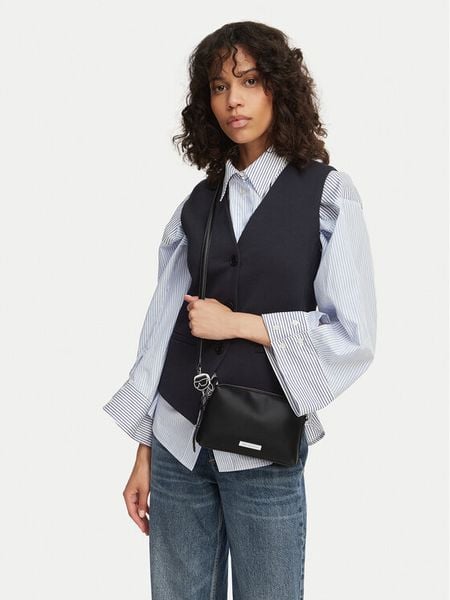 KARL LAGERFELD Torebka B2W30063 Czarny. Czarne torebki do ręki damskie KARL LAGERFELD, bez wzorów, wizytowe, bez dodatków. Za 649.99 zł.