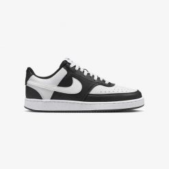 Sneakers Nike Court Vision Lo 001 białe czarne. Czarne buty sportowe męskie Nike, ze skóry, bez zapięcia, do koszykówki, nike court. Za 338.36 zł.