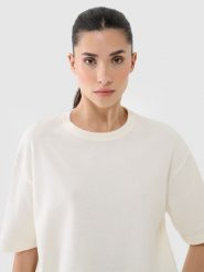 4F T-shirt regular z waflowej dzianiny damski - biały XS. Białe koszulki sportowe damskie 4f, xs, bez wzorów, z bawełny, klasyczne, bez kołnierzyka. W wyprzedaży za 49.99 zł.
