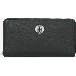 Tommy Hilfiger - Portfel. Czarne portfele damskie Tommy Hilfiger, z materiału. W wyprzedaży za 239.90 zł.