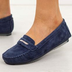 Granatowe skórzane mokasyny damskie S.Barski 7029. Czarne mokasyny damskie S.BARSKI, z jeansu, casualowe. Za 229.00 zł.