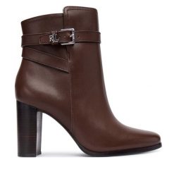 Botki LAUREN RALPH LAUREN. Brązowe botki damskie Lauren Ralph Lauren, bez obcasa, na słupku, bez zapięcia. Za 959.99 zł.