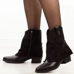 Czarne zamszowe kowbojki, botki damskie Jezzi 2382-10. Czarne botki damskie Jezzi, na jesień, z dzianiny, eleganckie, bez obcasa, na obcasie, bez zapięcia. Za 249.00 zł.