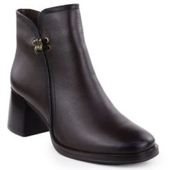Skórzane botki damskie na obcasie brązowe Sergio Leone BT25209-S. Brązowe botki damskie Sergio Leone, ze skóry, bez obcasa, na obcasie, bez zapięcia. Za 239.99 zł.