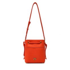 Torebka PINKO. Czerwone torebki do ręki damskie Pinko, bez wzorów, bez dodatków. Za 709.99 zł.