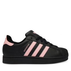 Sneakersy adidas. Czarne trampki i tenisówki chłopięce Adidas, bez wzorów, bez zapięcia. Za 399.99 zł.
