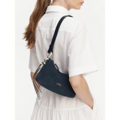 Torebka Tommy Hilfiger. Brązowe torebki do ręki damskie Tommy Hilfiger, bez wzorów, klasyczne, bez dodatków. Za 749.99 zł.