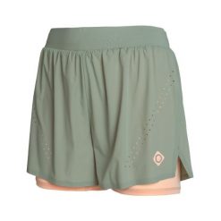 Spodenki sportowe CAGLIARI, lekkie, oddychające i szybkoschnące. Czerwone szorty sportowe damskie IZAS, bez wzorów, z nylonu, sportowe, na fitness i siłownię. Za 226.04 zł.