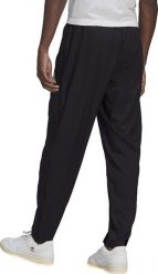 Adidas adidas Entrada 22 Presentation Pants H57533 Czarne XL. Czarne spodnie sportowe męskie Adidas, m, bez wzorów. Za 95.61 zł.