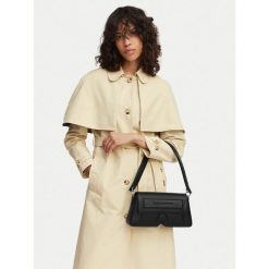 Torebka KARL LAGERFELD. Czarne torebki do ręki damskie KARL LAGERFELD, bez wzorów, klasyczne, bez dodatków. Za 1,499.00 zł.