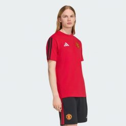 Koszulka DNA Manchester United. Czerwone koszulki sportowe męskie Adidas, s, bez wzorów, z bawełny, bez kołnierzyka, bez ramiączek, do piłki nożnej. Za 139.00 zł.