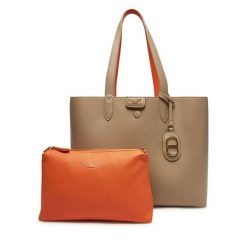 Torebka TWINSET. Brązowe torebki do ręki damskie Twinset, bez wzorów, klasyczne, bez dodatków. Za 429.99 zł.