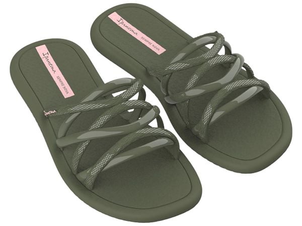 Klapki damskie Ipanema Meu Sol Slide. Zielone klapki damskie Ipanema, bez wzorów, z materiału, sportowe, bez obcasa. Za 131.00 zł.