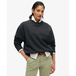 Sweter Studios. Czarne koszulki sportowe damskie Superdry., bez wzorów, eleganckie, bez kołnierzyka, bez ramiączek, bez kaptura. W wyprzedaży za 255.45 zł.