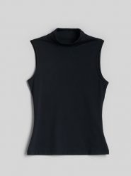 4F Top slim gładki damski - czarny S. Czarne koszulki sportowe damskie 4f, m, bez wzorów, z dzianiny, bez kołnierzyka, bez ramiączek. Za 69.99 zł.