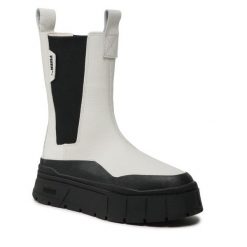 Sztyblety Puma. Białe botki damskie Puma, bez obcasa, na płaskiej podeszwie, bez zapięcia. Za 629.99 zł.