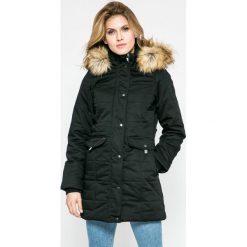 Vero Moda - Kurtka. Czarne kurtki damskie Vero Moda, z materiału. W wyprzedaży za 239.90 zł.