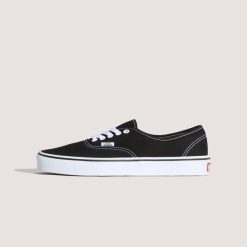 Buty sneakers Vans Authentic czarne. Czarne buty sportowe męskie Vans, bez zapięcia, Vans Authentic. Za 317.25 zł.