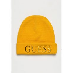 Guess Jeans - Czapka. Pomarańczowe czapki i kapelusze damskie Guess Jeans, z dzianiny. Za 189.90 zł.