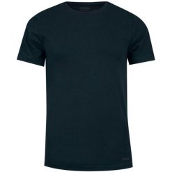 Męska koszulka Fila w kolorze marineblau - Regular Fit z bawełny. Niebieskie koszulki polo męskie Fila, m, bez wzorów, z bawełny, eleganckie, bez ramiączek. Za 143.99 zł.