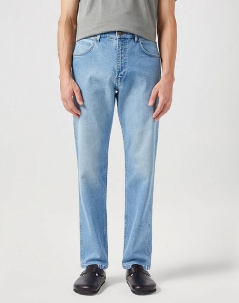 MESKIE SPODNIE WRANGLER FRONTIER CLEVER 112350807. Spodnie materiałowe męskie Wrangler, l, bez wzorów, z jeansu. Za 219.99 zł.