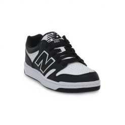 Buty do chodzenia męskie New Balance 480. Białe buty sportowe męskie New Balance, ze skóry, bez zapięcia, trekkingowe. Za 379.00 zł.