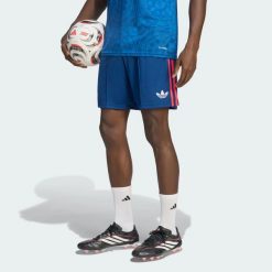 Spodenki wyjazdowe Chorwacja 26. Niebieskie krótkie spodenki sportowe męskie Adidas, s, bez wzorów, z materiału, na fitness i siłownię, climacool (adidas). Za 199.00 zł.