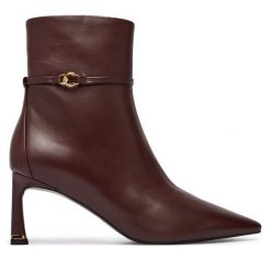 Botki Coccinelle. Czerwone botki damskie Coccinelle, bez obcasa, na słupku, bez zapięcia. Za 1,299.00 zł.
