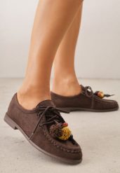 Ciemnobrązowe Mokasyny VICES ze Skórzaną Wkładką i Pomponami Loraerin. Brązowe mokasyny damskie Renee, z materiału. Za 99.99 zł.